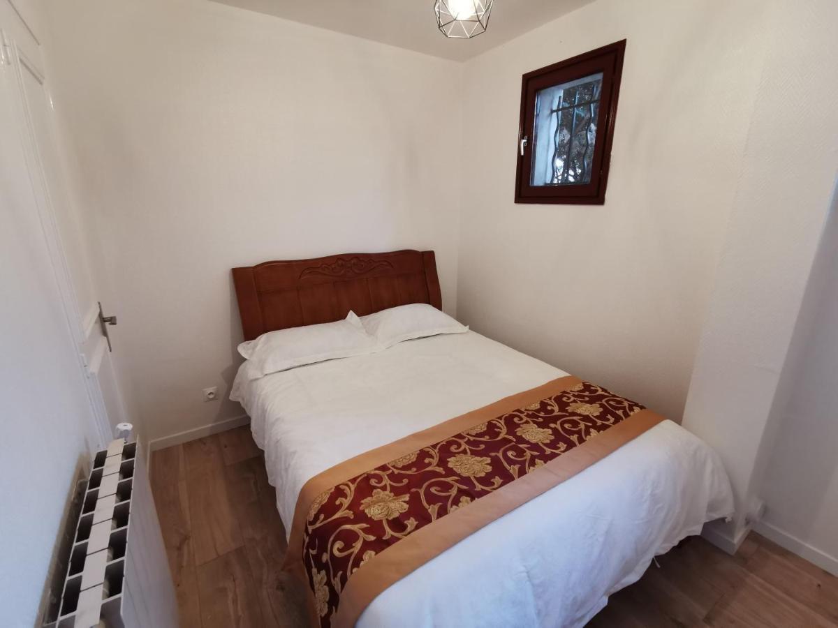 Bondy Chambre Luaran gambar